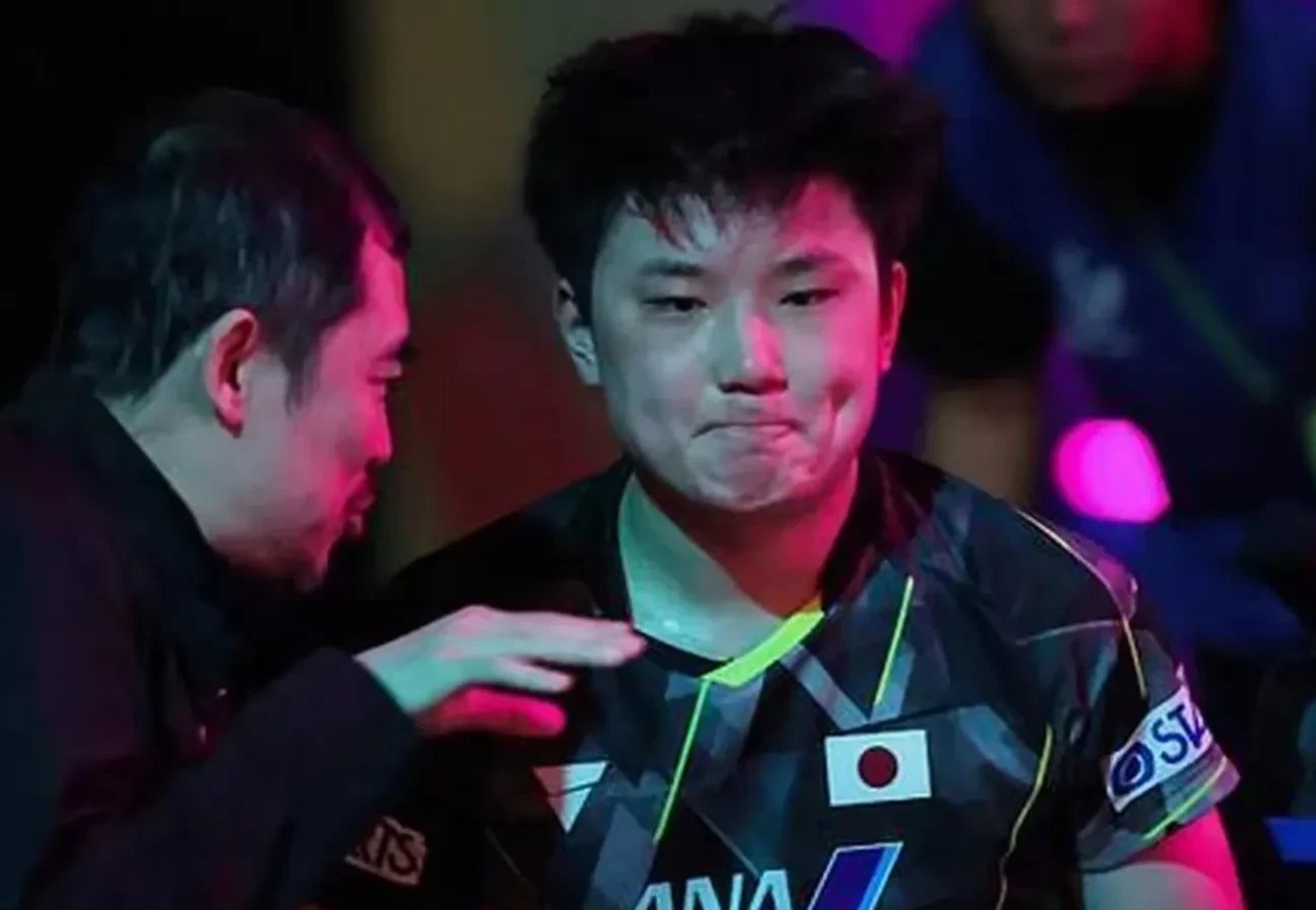 包含波兰乒乓球队轻取韩国乒乓球队，张本智和完成帽子戏法的词条