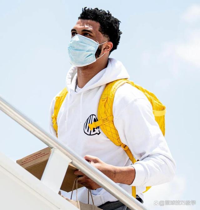 德国男篮险胜勇士,费沃斯爆发神勇 德国男篮险胜勇士,费沃斯爆发神勇