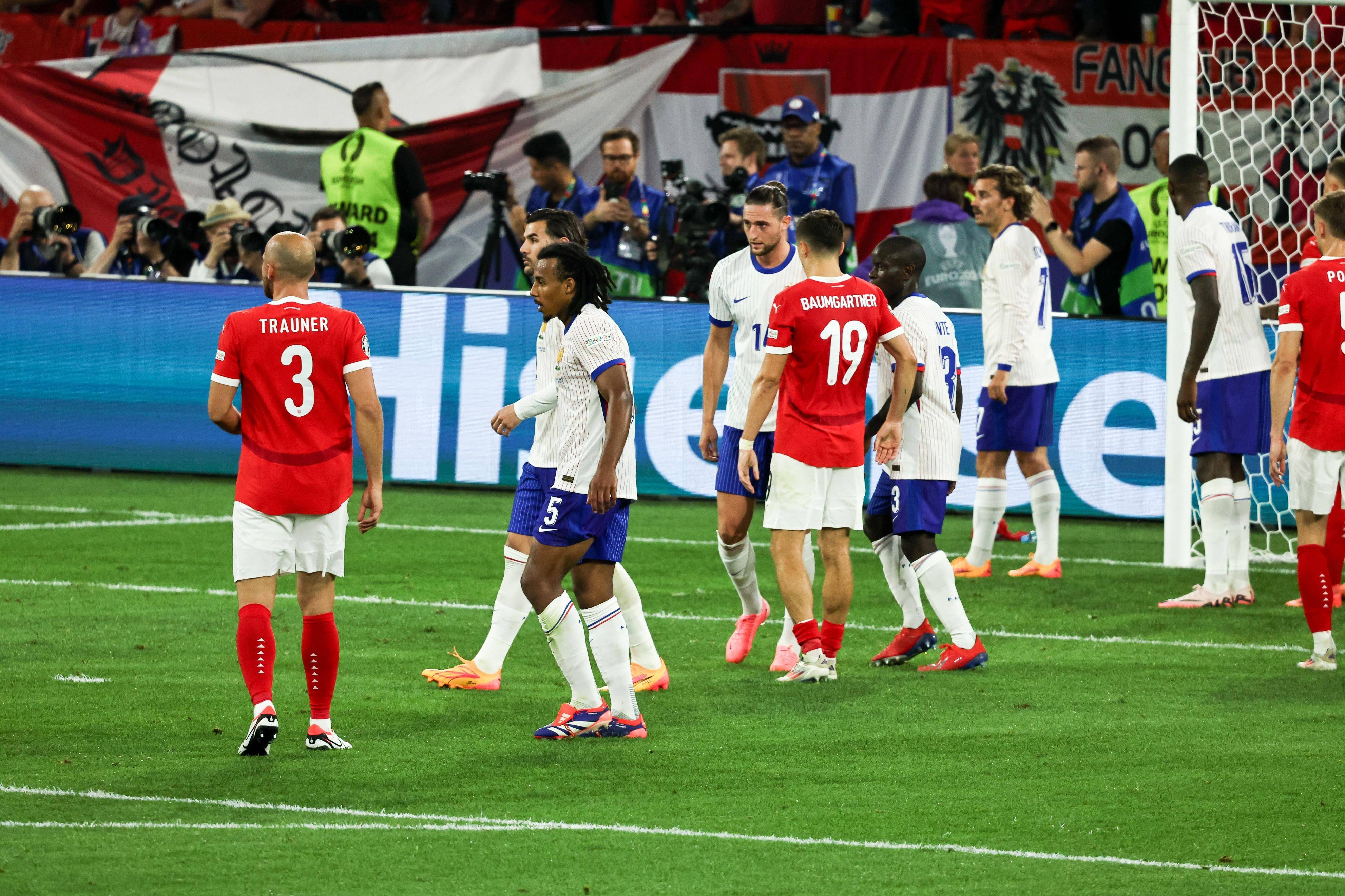 英格兰翻盘土耳其，姆巴佩关键制胜