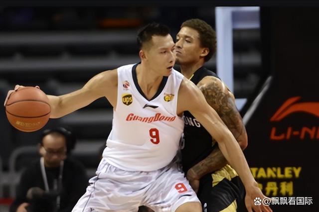 吉林队完胜快船,赵继伟统治全场 吉林队完胜快船,赵继伟统治全场