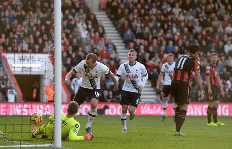 曼城压哨胜伯恩茅斯,继续领跑英超 曼城压哨胜伯恩茅斯,继续领跑英超