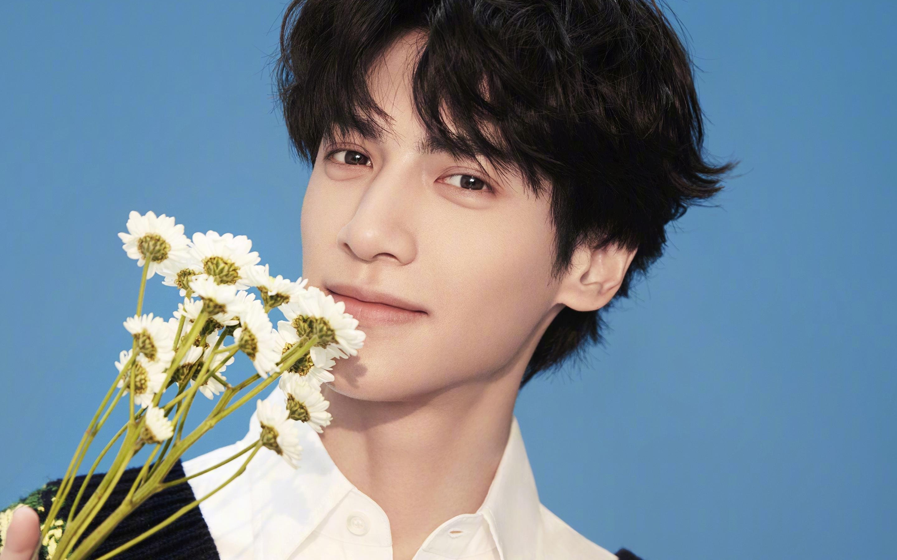 库尔图瓦的独白，我，诺坎普沉默的指挥，谱写了哥伦比亚的传奇乐章