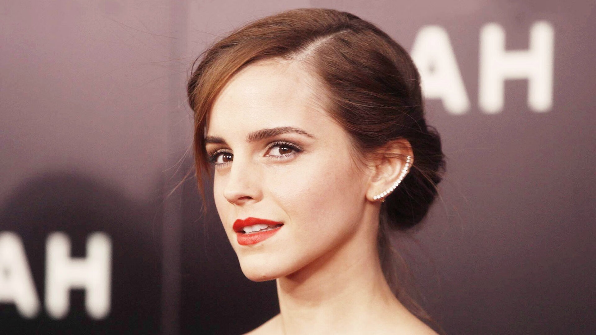 铁血与翎羽，从泰国队鏖战日本队，到戴资颖统治全场—竞技体育的两种极致之美