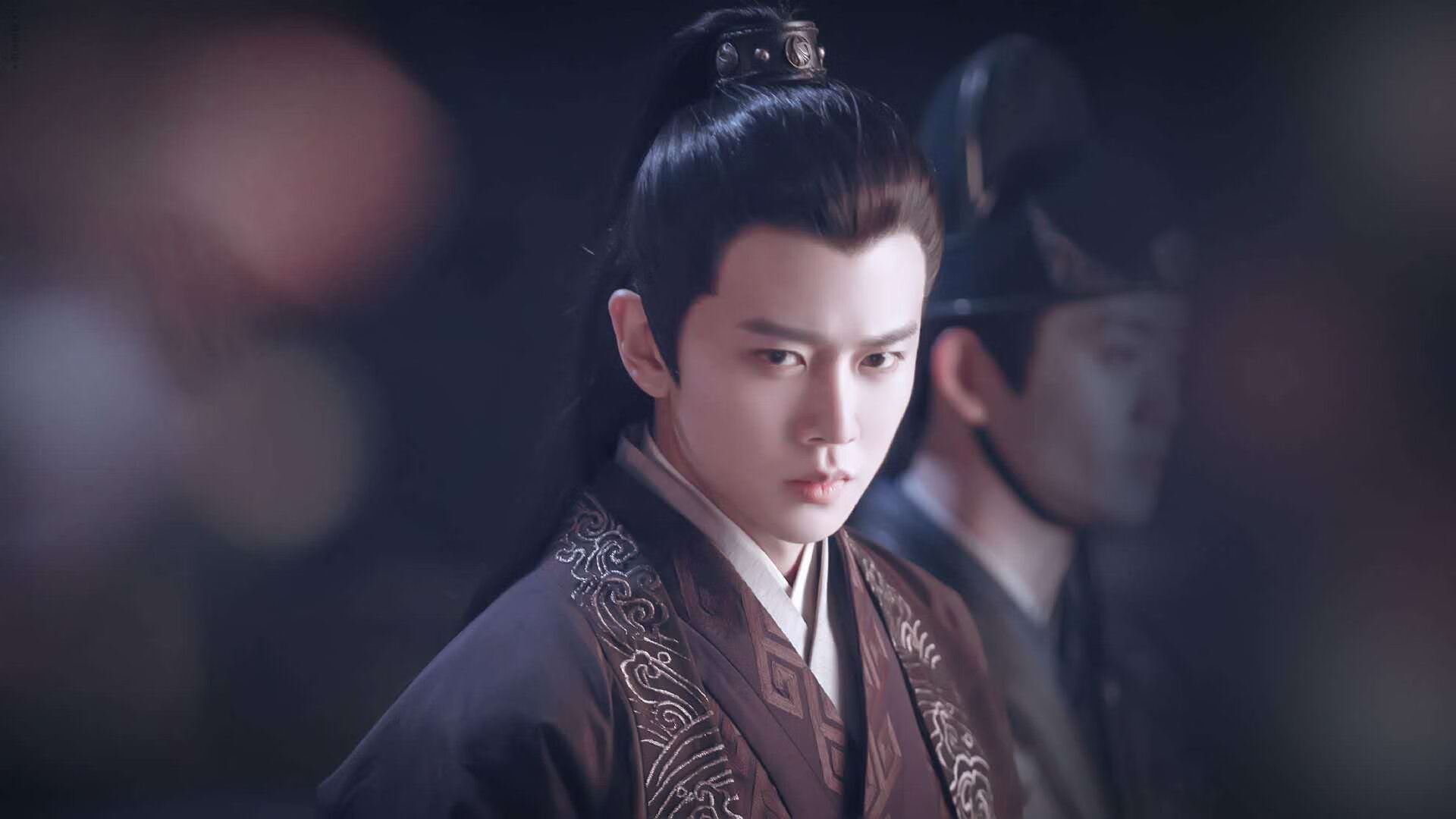 当抢七的灯光亮起，那位舞台越大越强的男人便会登场