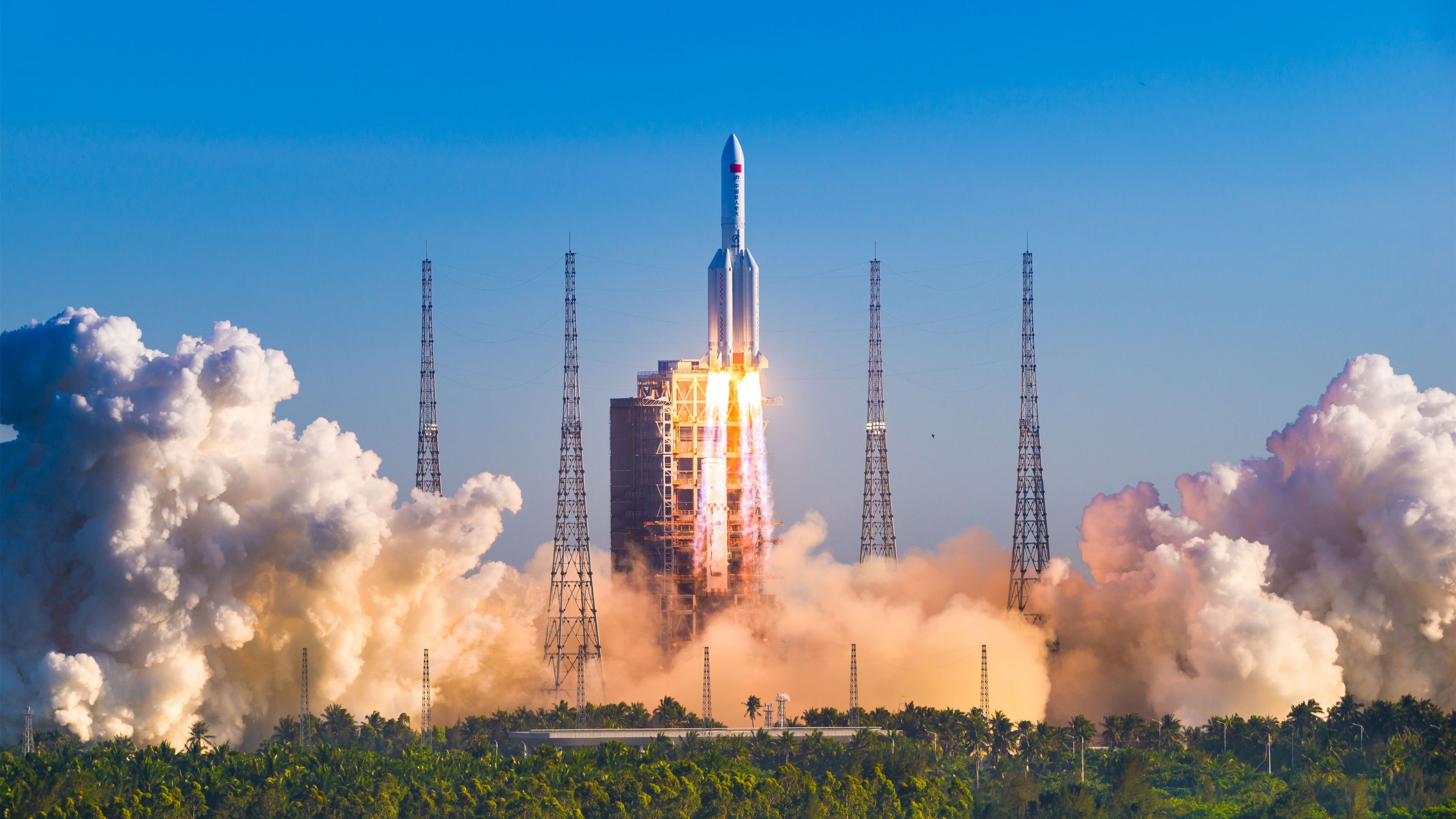 穹顶之下，季后赛抢七之夜的紫金密钥