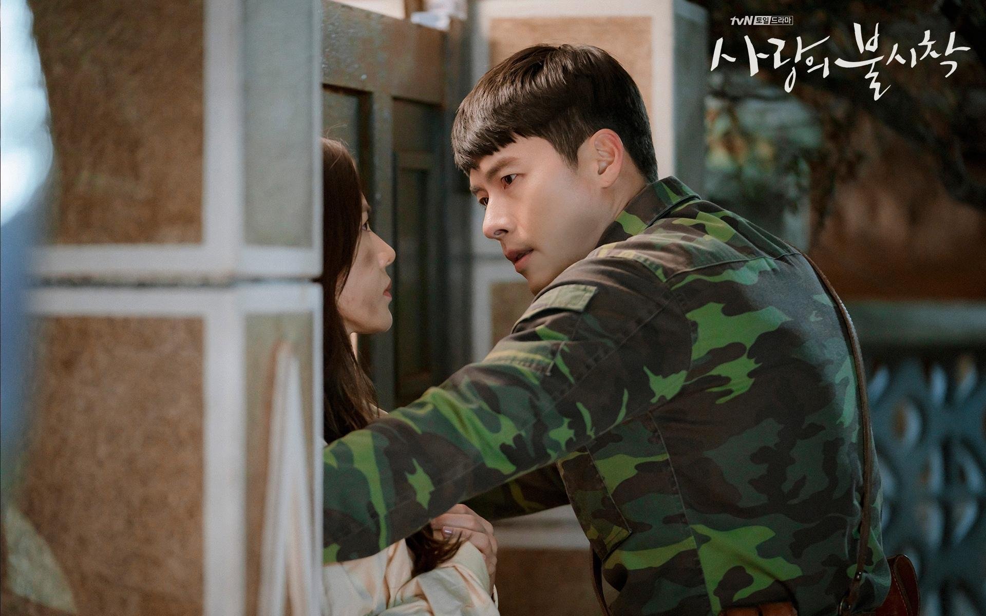 阿克绝杀引爆酋长球场！战术棋局中阿森纳全面压制，马赛俯首称臣